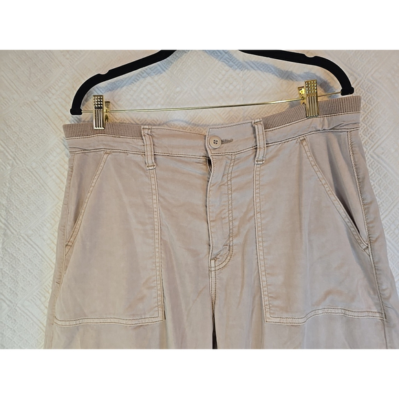American Eagle Size 12L Wide Leg Cargo Pants Beige Utility Baggy Y2K Casual - Picture 7 of 9